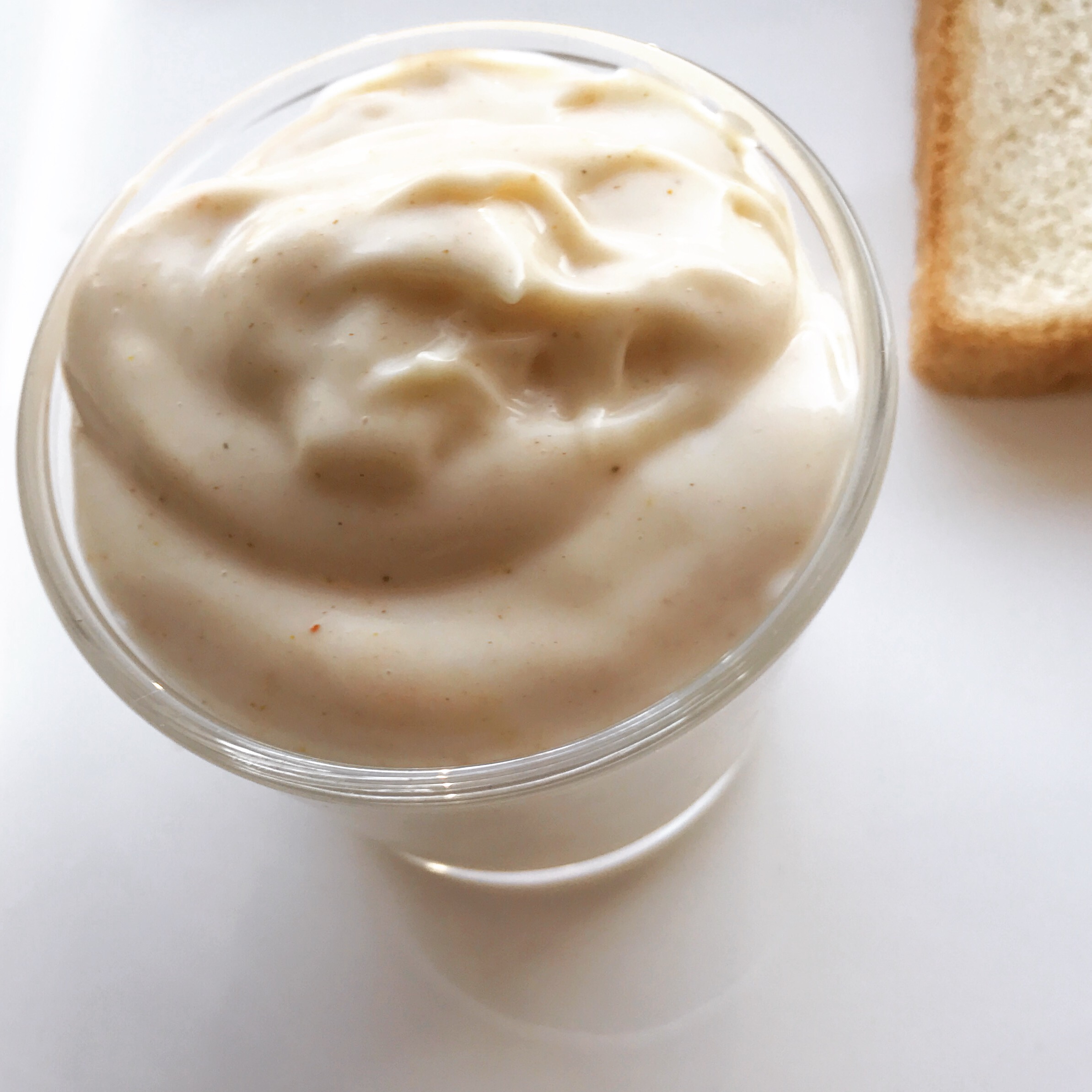 Schneller Knoblauch Dip zum Grillen