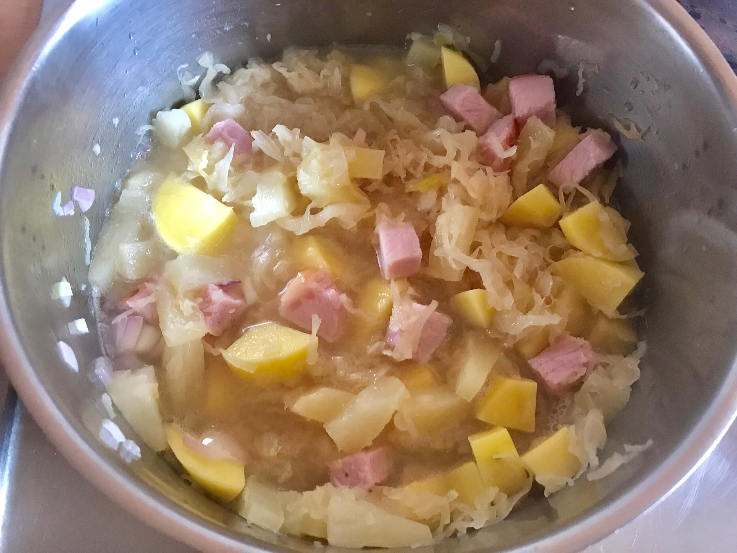 Eintopf mit Sauerkraut Ananas und Kassler - Zu Faul Zum Kochen