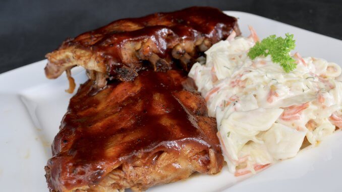 Saftig und Zarte BBQ Spare Ribs aus dem Ofen