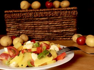 Mediterraner Bunter Kartoffelsalat