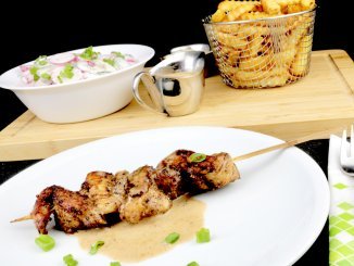 Kaffee Sahne Hähnchenspieße