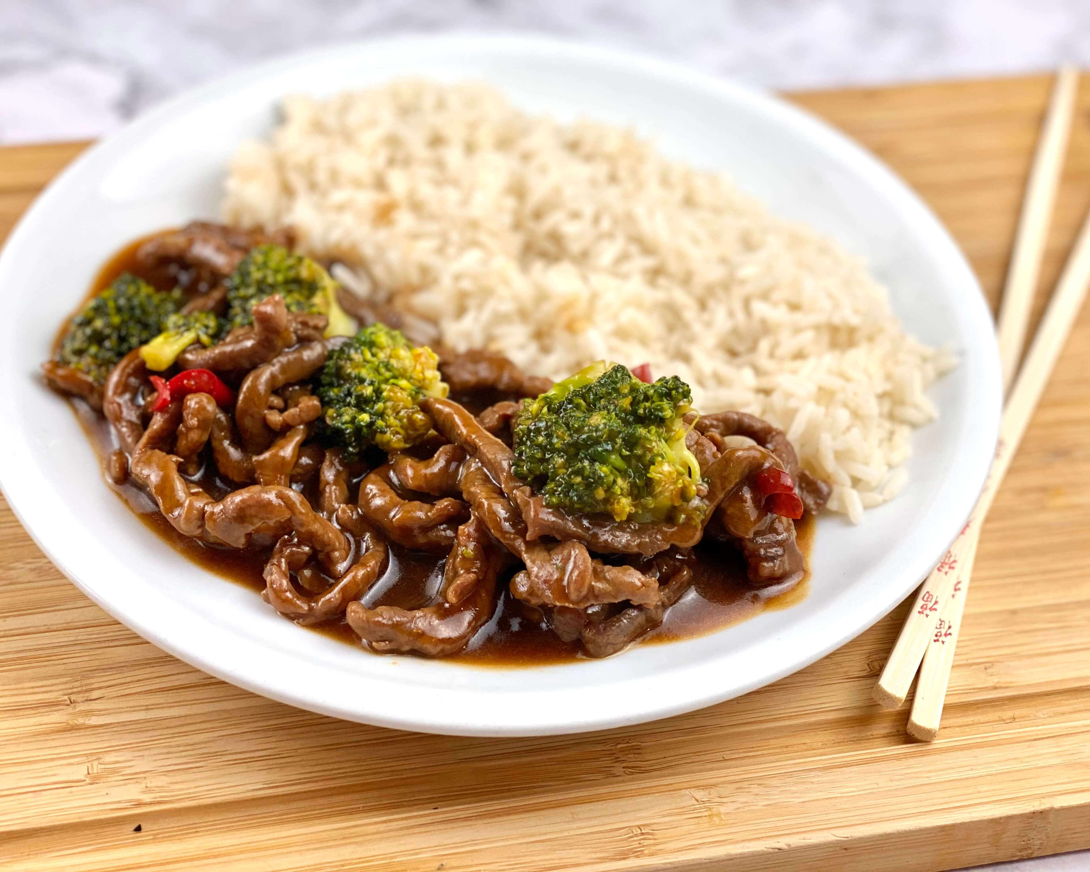 Asiatische Rindfleisch Pfanne mit Brokkoli - Zu Faul Zum Kochen?