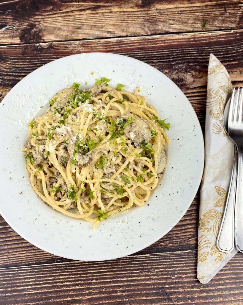 Serviervorschlag Spaghetti Bolognese Bianco