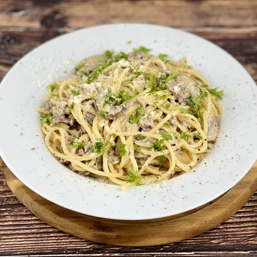 Zubereitung Spaghetti Bolognese Bianco